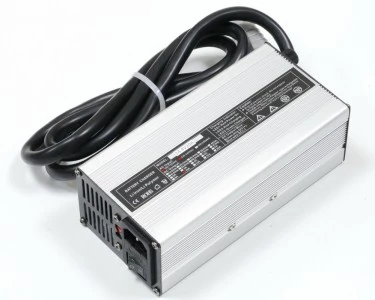 Зарядное устройство 12,6В 10A (3S Li-Ion) DL-240